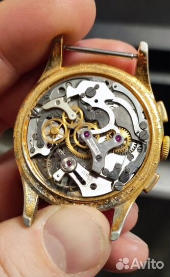 Часы хронограф