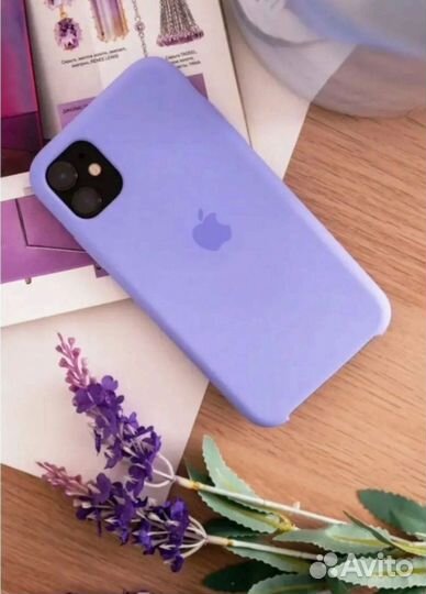 Чехол на iPhone 11
