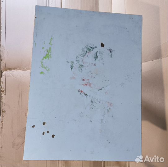 Продам стол с ящиком