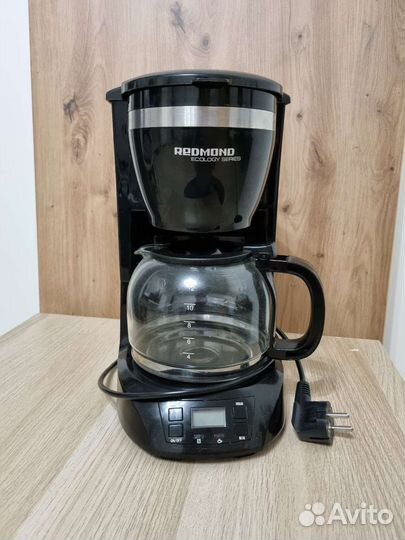 Кофеварка капельная Redmond RCM-1510