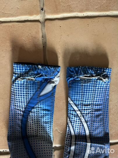 Горнолыжный спусковой комбинезон