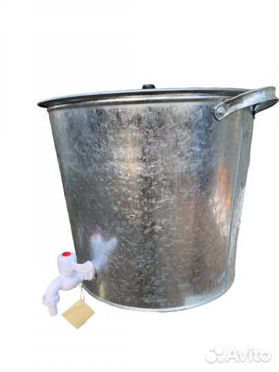 Бак с краном оцинкованный 32 л