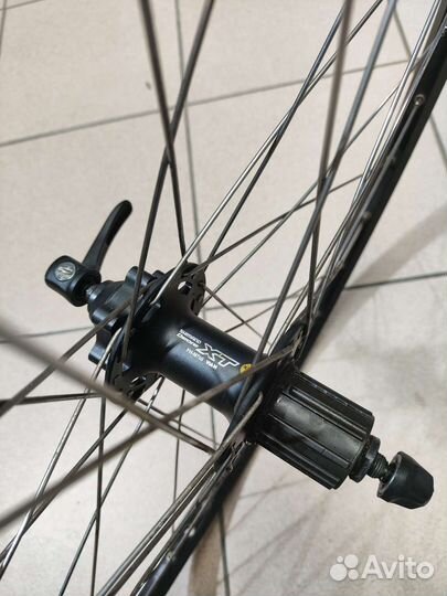 Колесо Shimano Deore XT