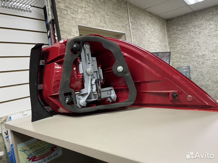 Фонарь левый Фольксваген Гольф 5 Универсал