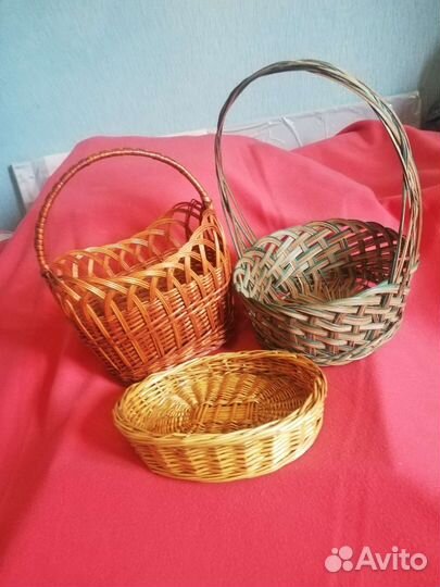 Плетеные корзиночки, вазочки из лозы и соломки