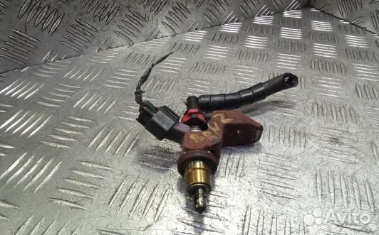 Форсунка управляющая дизельная toyota avensis T27