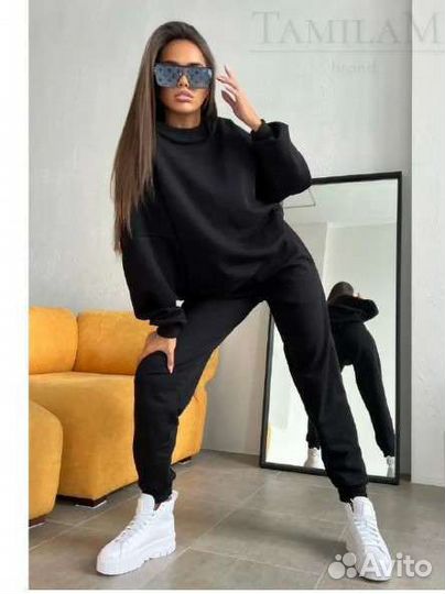 Спортивный костюм женский новый