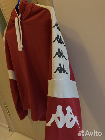 Спортивная кофта kappa