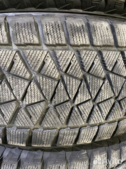 Bridgestone Blizzak DM-V2 265/60 R18
