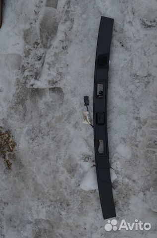 Накладка двери багажника Land Rover Discovery