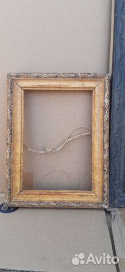 Старые фотографии в раме