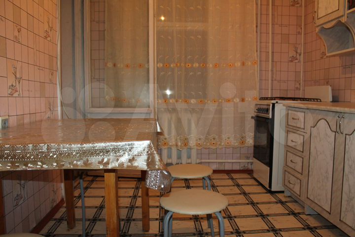 2-к. квартира, 50 м², 4/5 эт.