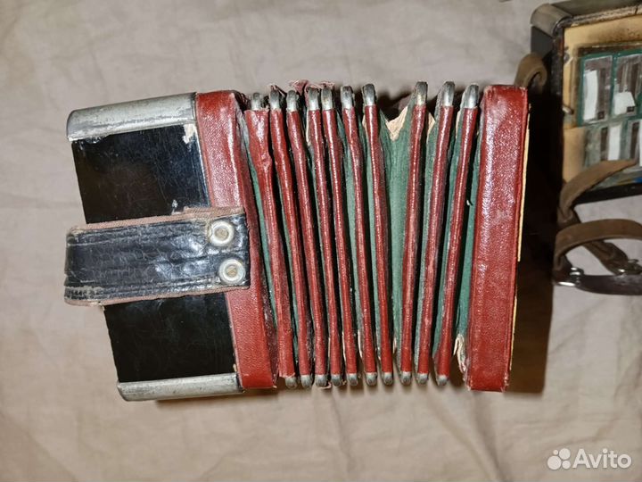 Старинная гармошка
