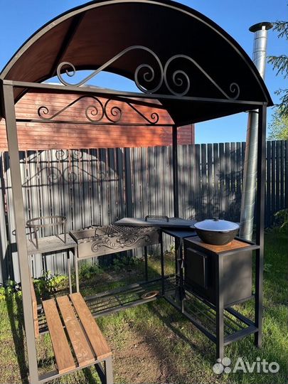 Беседка с мангалом и печью