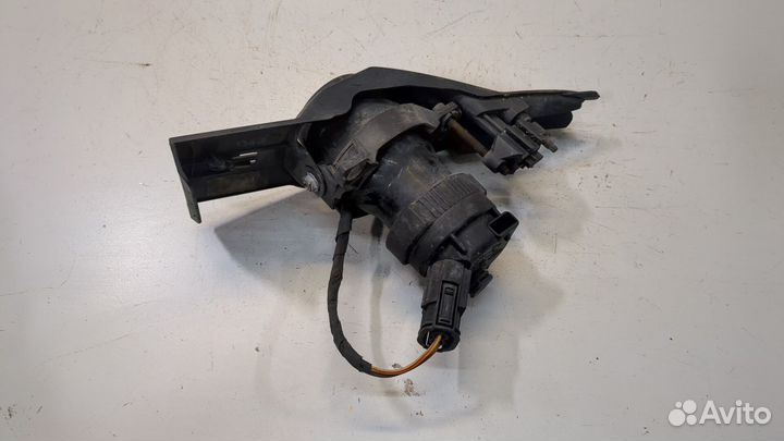 Фара противотуманная BMW 7 E65, 2003