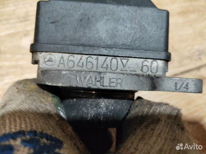 Клапан EGR Mercedes-Benz C-Class W203 OM646