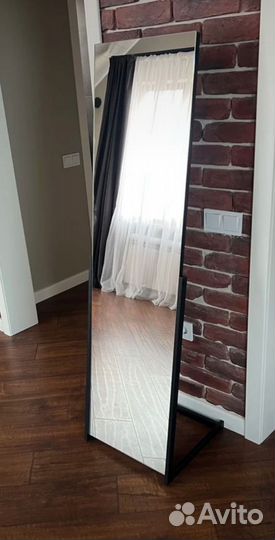 Зеркало напольное