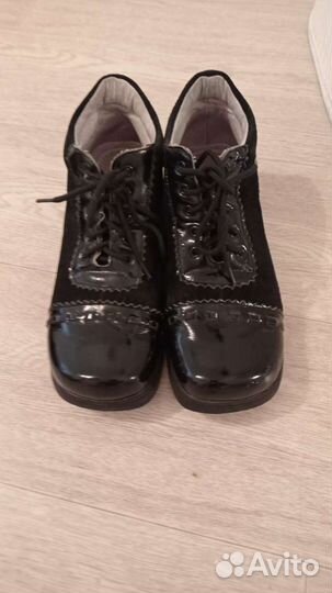 Кожаные ботильоны для девочек