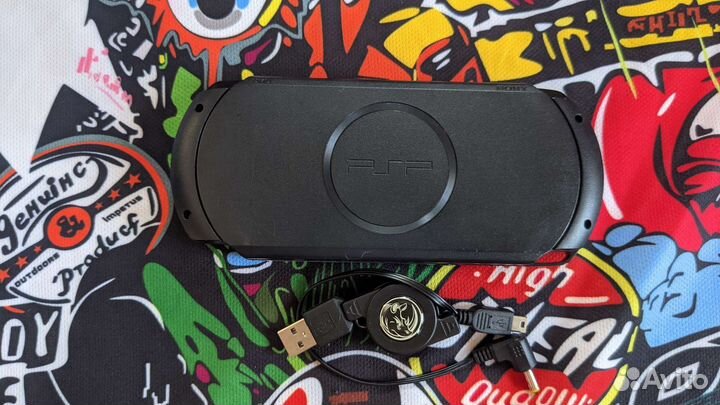 Sony PSP прошитая с играми