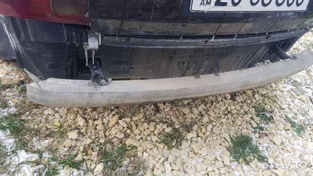 Усилитель заднего бампера на Volkswagen Passat B5