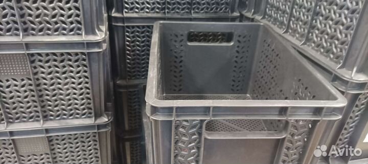 Ящик пластиковый универсальный