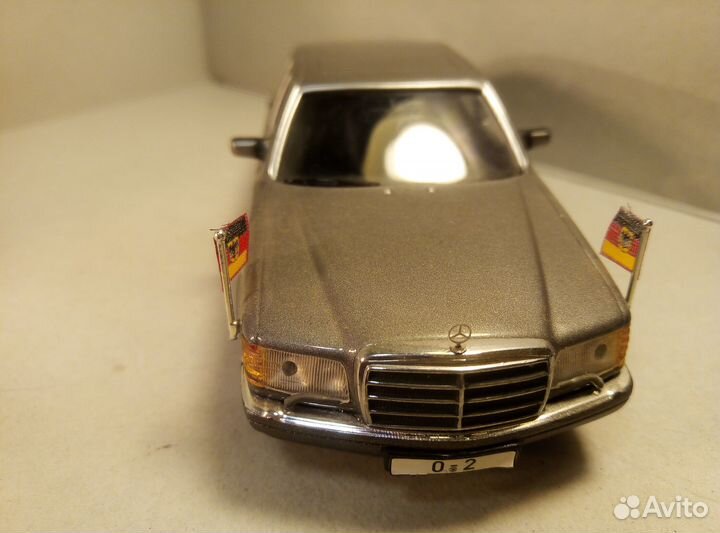 Mercedes - Benz 500 SEL.серия Minichamps - Президе