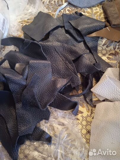 Кусочки кожи натуральной и прочее