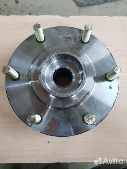 Ступица передняя mitsubishi pajero