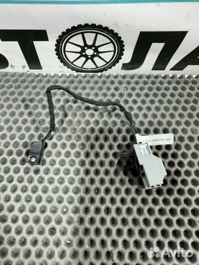 Подсветка двери передняя правая Land Rover Range