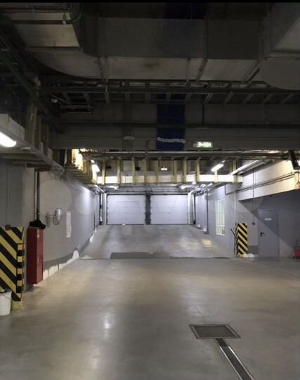 Машиноместо, 14 м²