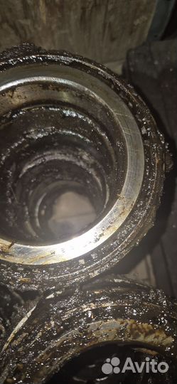 Подшипник 2007122 б.у