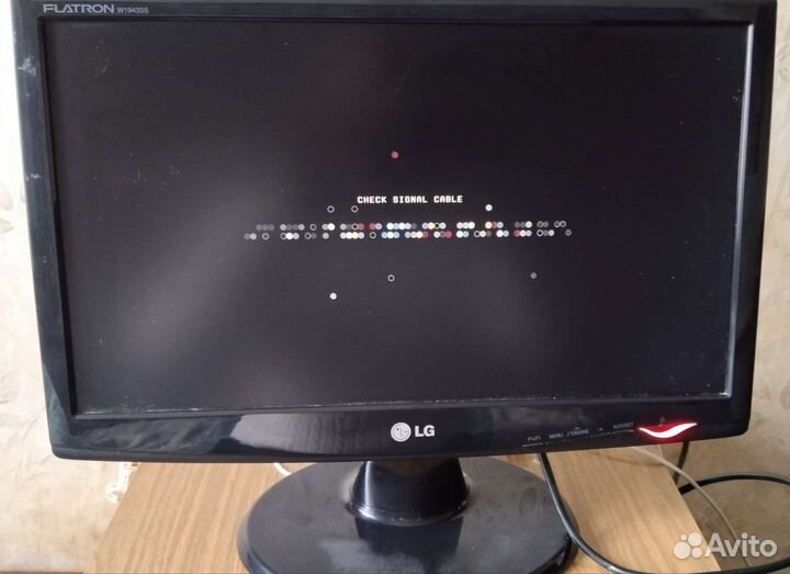 Монитор LG flatron W1943SS