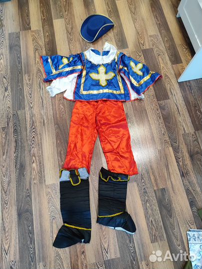 Костюм мушкетера