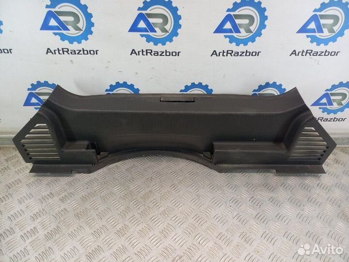 Обшивка задней панели Opel Astra H Z18XER 1.8