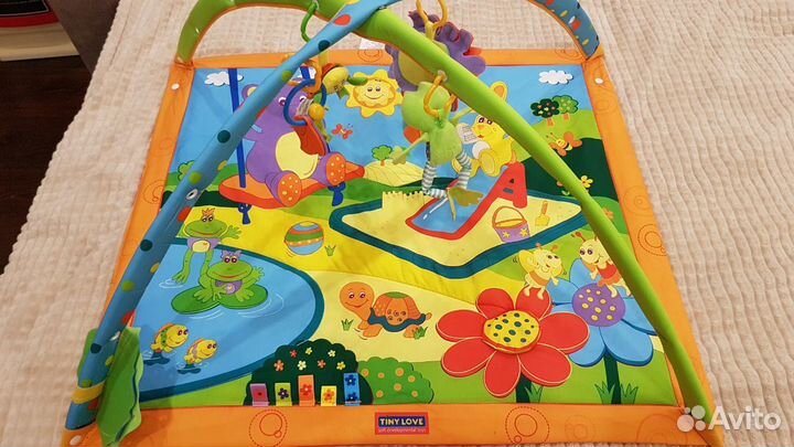 Продам развивающий коврик Tiny love