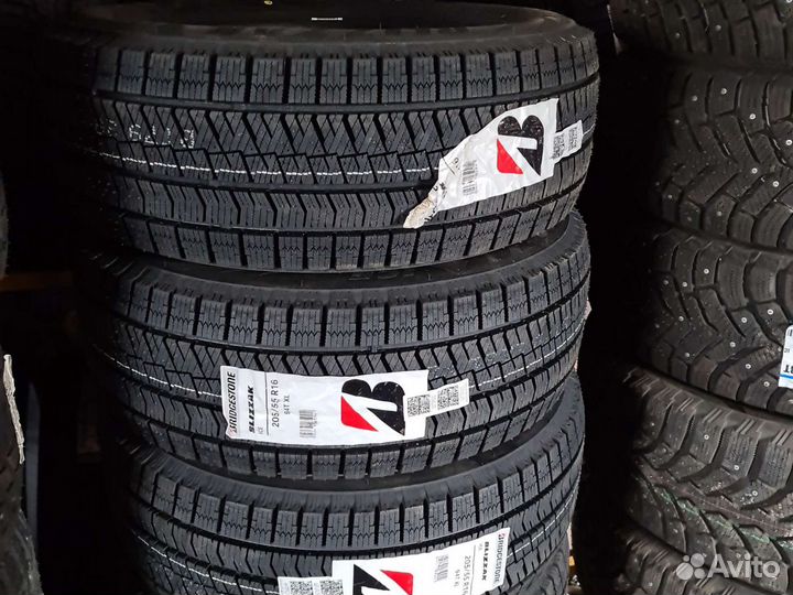 Bridgestone Blizzak Ice 205/55 R16 94T