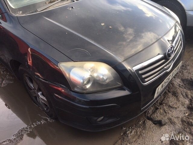 Разбор на запчасти Toyota Avensis 2