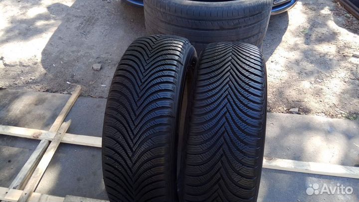 Michelin Alpin 5 205/60 R16 99H