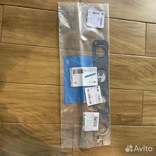 Прокладка выпускного коллектора VAG victor reinz 7