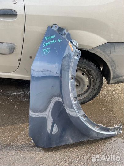 Крыло переднее правое Kia Sportage 4 2015 Спортейж