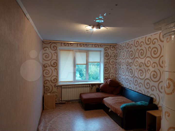 3-к. квартира, 54 м², 2/2 эт.
