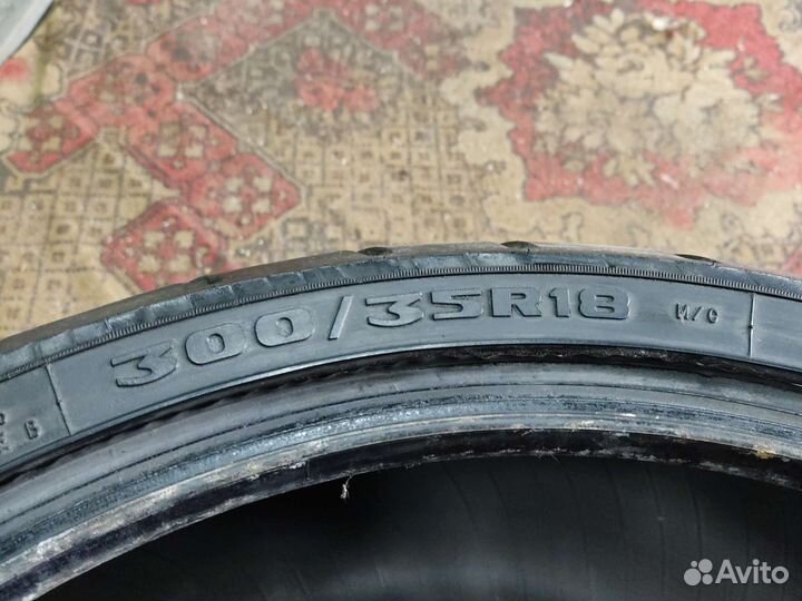 Avon Venom R 300/35 18