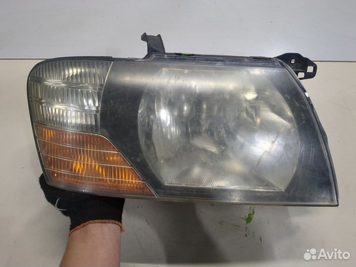 Фара (передняя) Mitsubishi Pajero / Montero, 2001