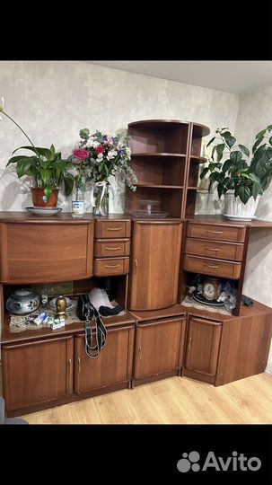 Стенка в гостинную