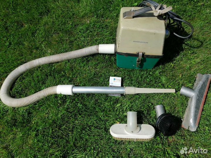 Пылесос СССР мини-Вихрь