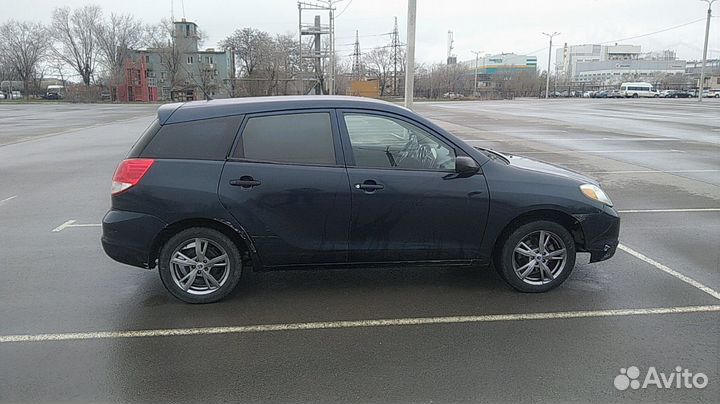 Toyota Matrix 1.8 МТ, 2003, 350 000 км