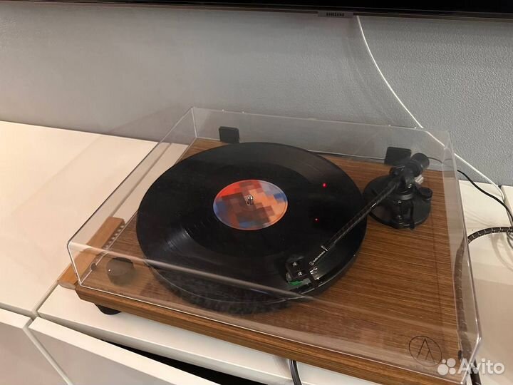 Проигрыватель винила Audio-Technica AT-LPW40WN