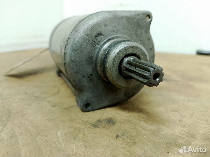 Honda CBR929RR 00 стартер