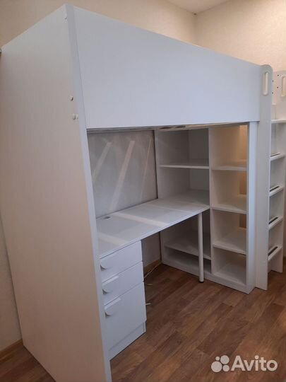 Детская кровать чердак со столом IKEA