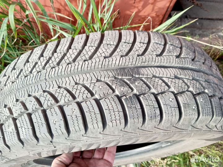 Matador MP 30 Sibir Ice 2 SUV 215/65 R16 102T